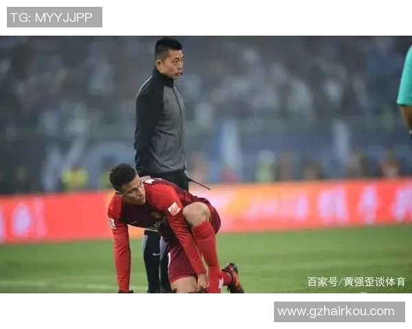 球员交易赛场爆发小插曲,裁判如何处理?